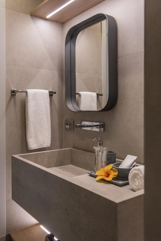 Pausada Maria Flor oferece experiência ainda mais exclusiva com suítes de luxo em Noronha por Reprodução/Booking