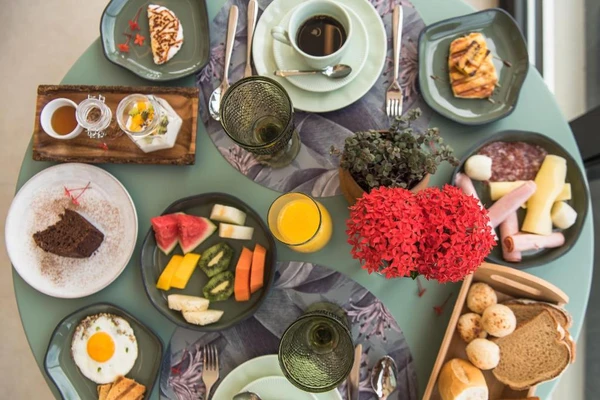 Pausada Maria Flor oferece experiência ainda mais exclusiva com suítes de luxo em Noronha por Reprodução/Booking