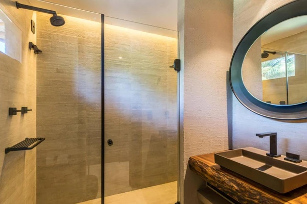 Pousada Maria Bonita aposta em charme, exclusividade e diárias de alto padrão em Noronha por Reprodução/Booking