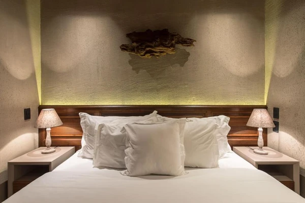 Pousada Maria Bonita aposta em charme, exclusividade e diárias de alto padrão em Noronha por Reprodução/Booking