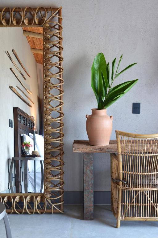 Pousada Maria Bonita aposta em charme, exclusividade e diárias de alto padrão em Noronha por Reprodução/Booking