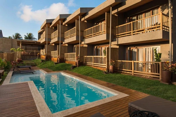 Pousada Maria Bonita aposta em charme, exclusividade e diárias de alto padrão em Noronha por Reprodução/Booking