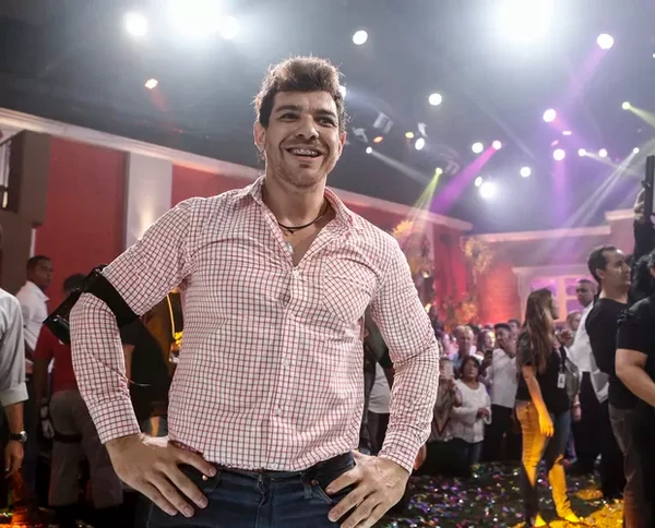 Cézar Lima (BBB15) por Reprodução