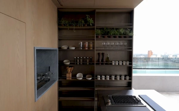 Sabrina Sato por Reprodução/YouTube