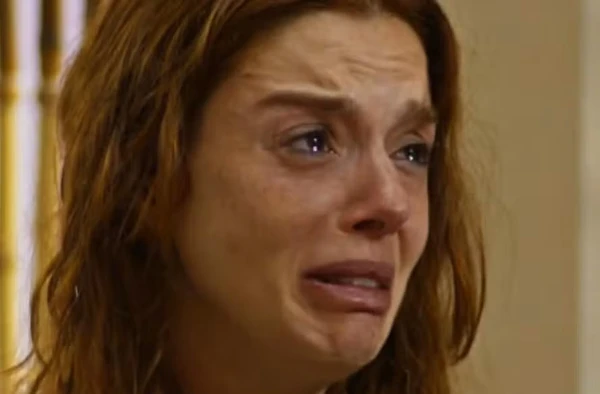 Giovanna Lancellotti vive Kami em 