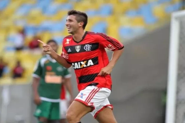 Lucas Mugni por Divulgação/Flamengo
