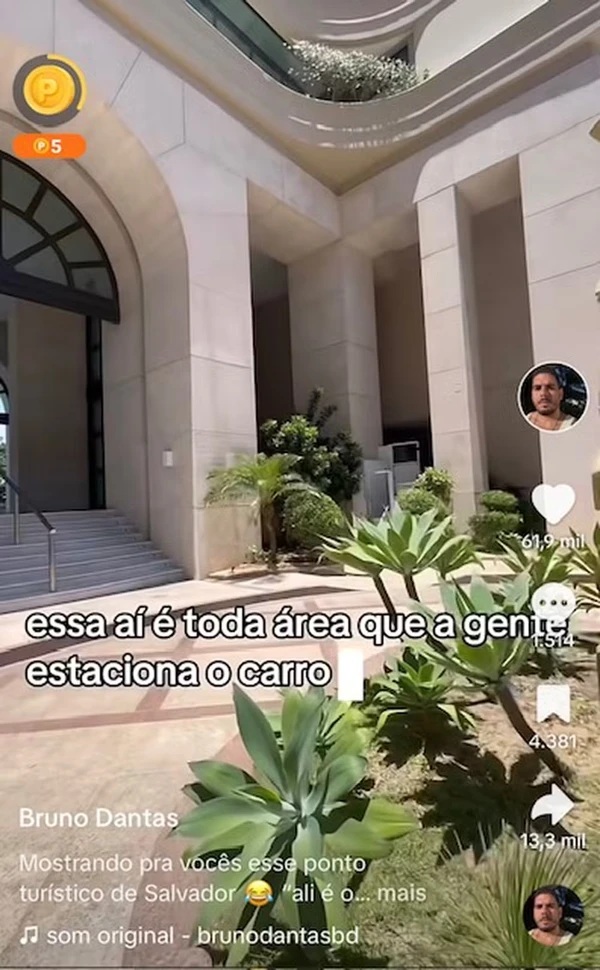 Prédio de Ivete Sangalo no Corredor da Vitória por Reprodução