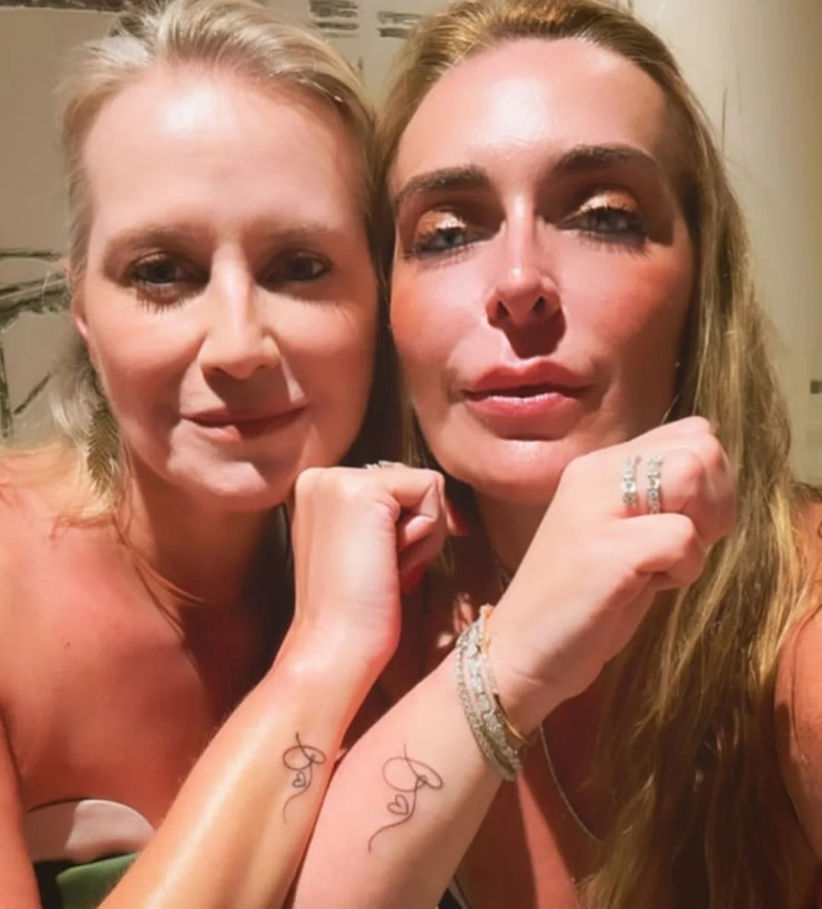 Roberta Luchsinger e Renata, esposa de Lulinha por Reprodução