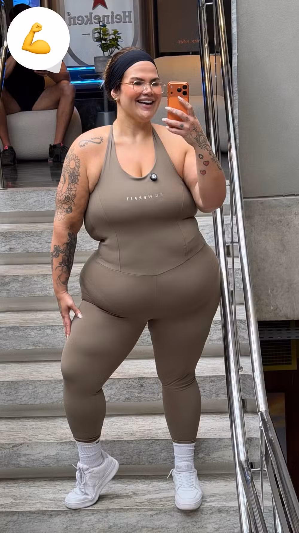 Thais Carla surge de roupa de academia e web se impressiona com emagrecimento por Reprodução/Redes Sociais 