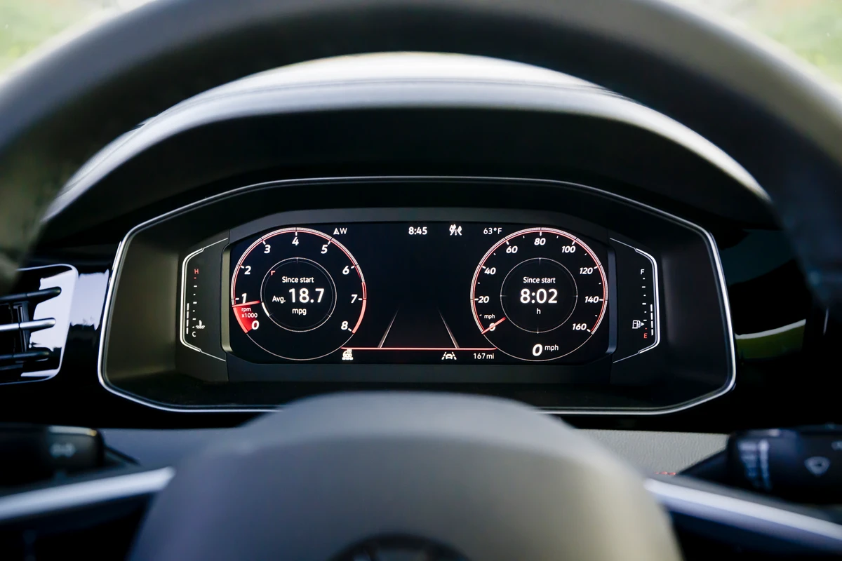 O quadro de instrumentos é digital e pode ser personalizado por Divulgação