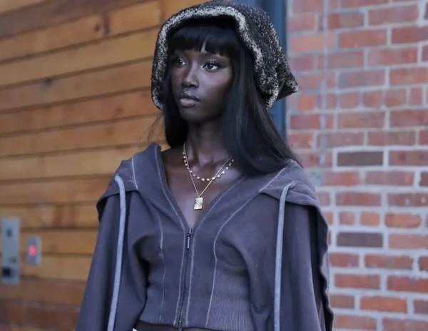 Anok Yai  por Reprodução / Instagram