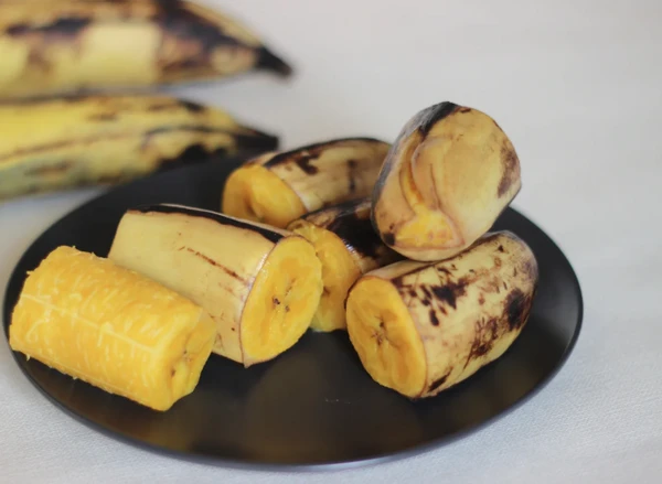  Purê feito com banana-da-terra é uma opção interessante para acompanhar peixes e frutos do mar por Reprodução