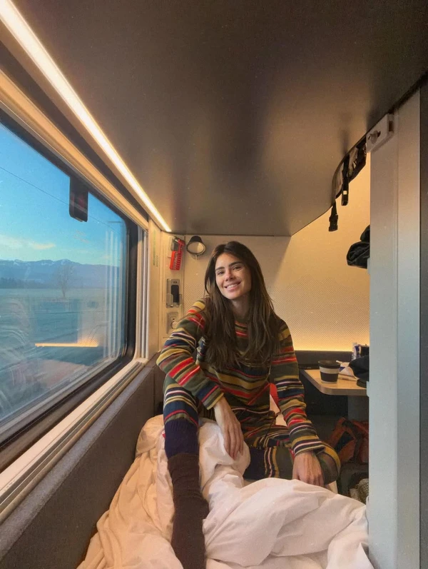 Carolina Dieckmmann em viagem na Europa por Reprodução/Instagram