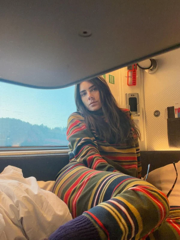 Carolina Dieckmmann em viagem na Europa por Reprodução/Instagram