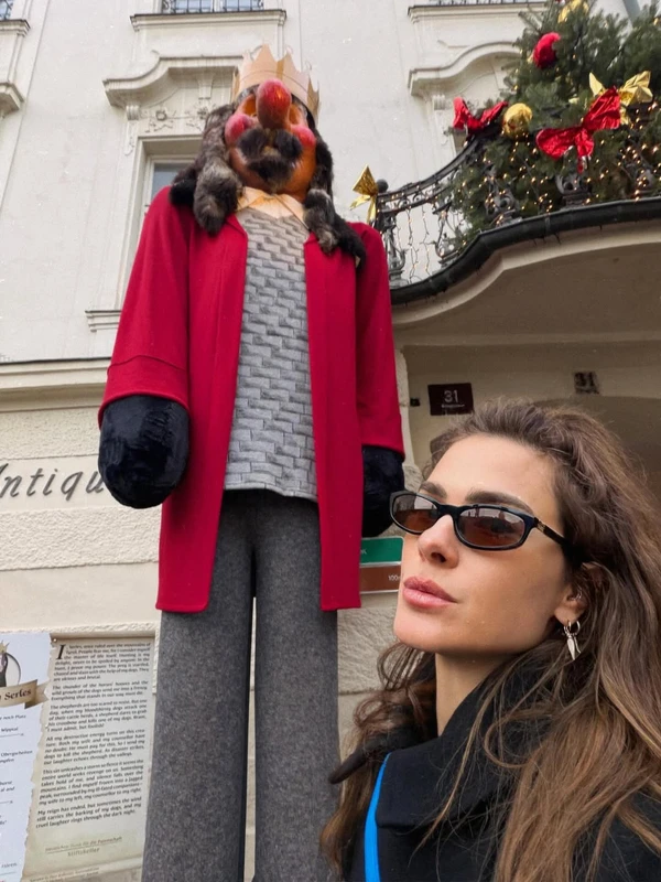 Carolina Dieckmmann em viagem na Europa por Reprodução/Instagram