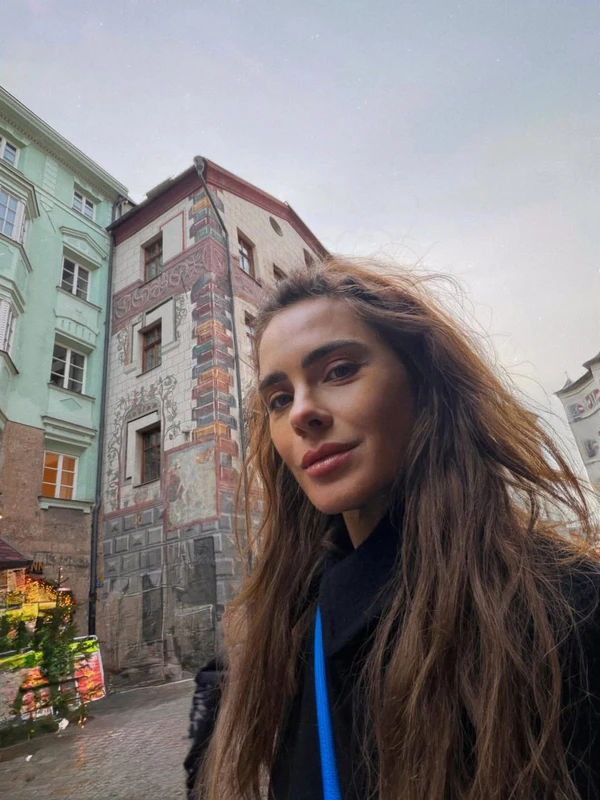 Carolina Dieckmmann em viagem na Europa por Reprodução/Instagram
