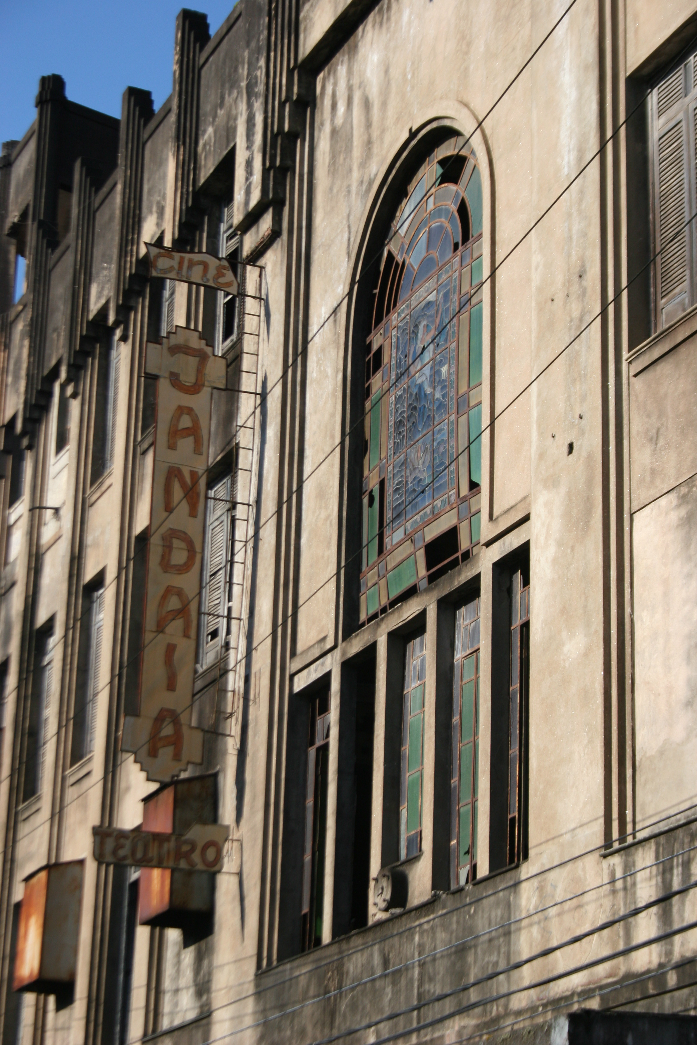 Cine Jandaia foi fundado em 1911 e tinha exibição de filmes e peças de teatro por Reprodução