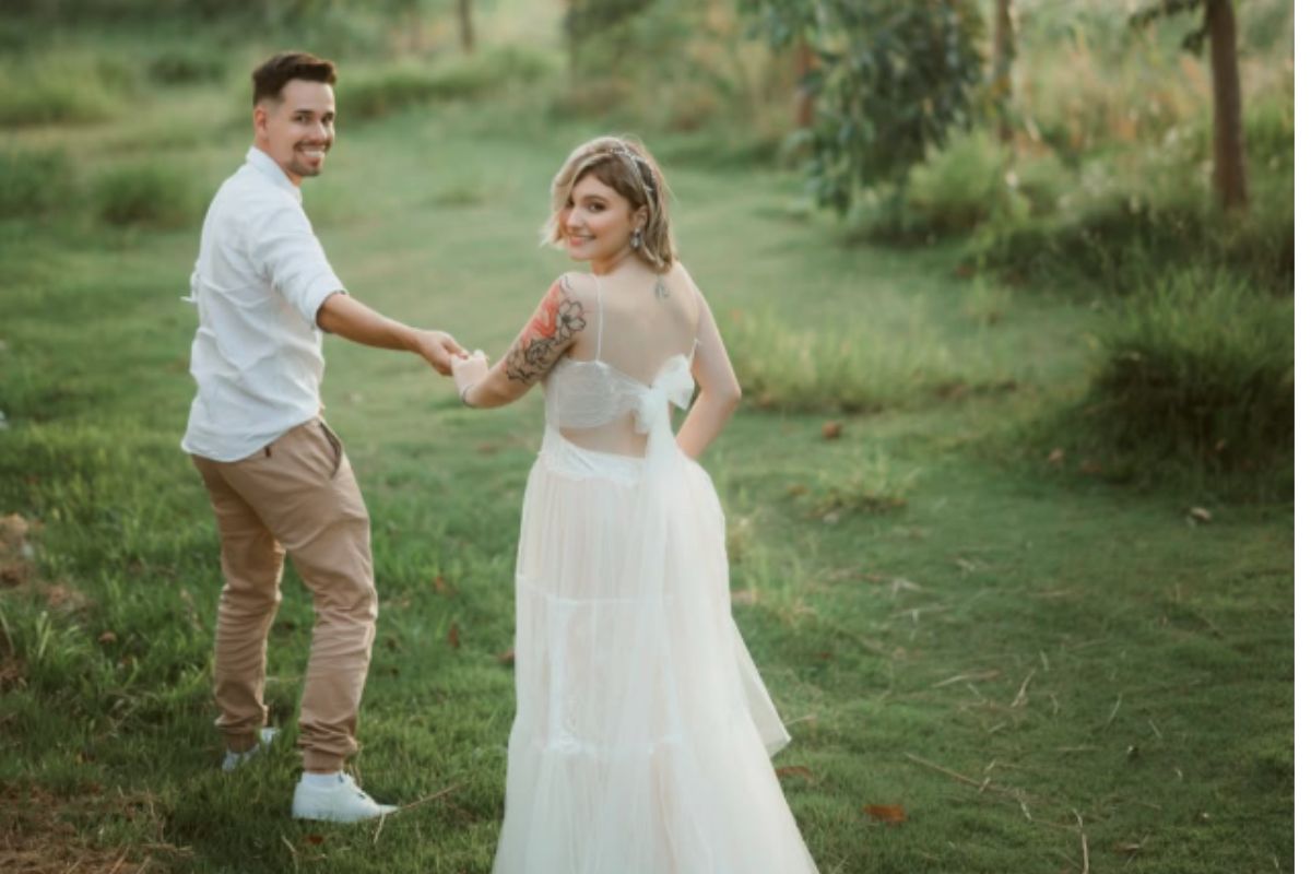 Lucas relembrou que foi marido, cuidador e apoio até o último segundo, honrando promessas que só os dois conheciam. E foi além, revelou que a própria Isabel, ciente de sua partida, teria dado a ele a "benção" para recomeçar. "Só eu sei quantas vezes ouvi dela: 'Seja feliz. Continue vivendo. Faça isso por você e pelo nosso filho'", revelou por Reprodução | Instagram