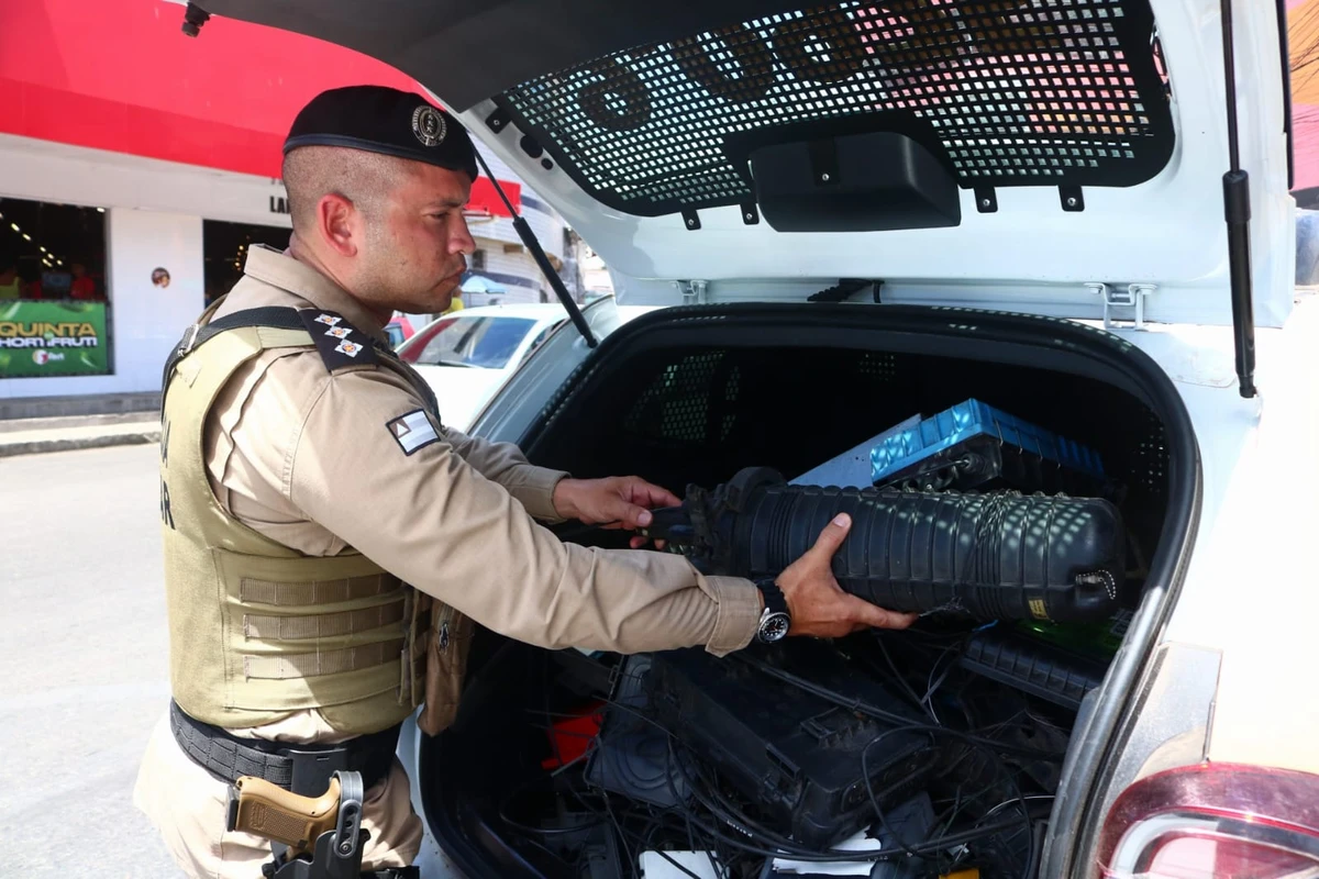 Operação combateu internet e videomonitoramento ilegais por Vitor Barreto/SSP