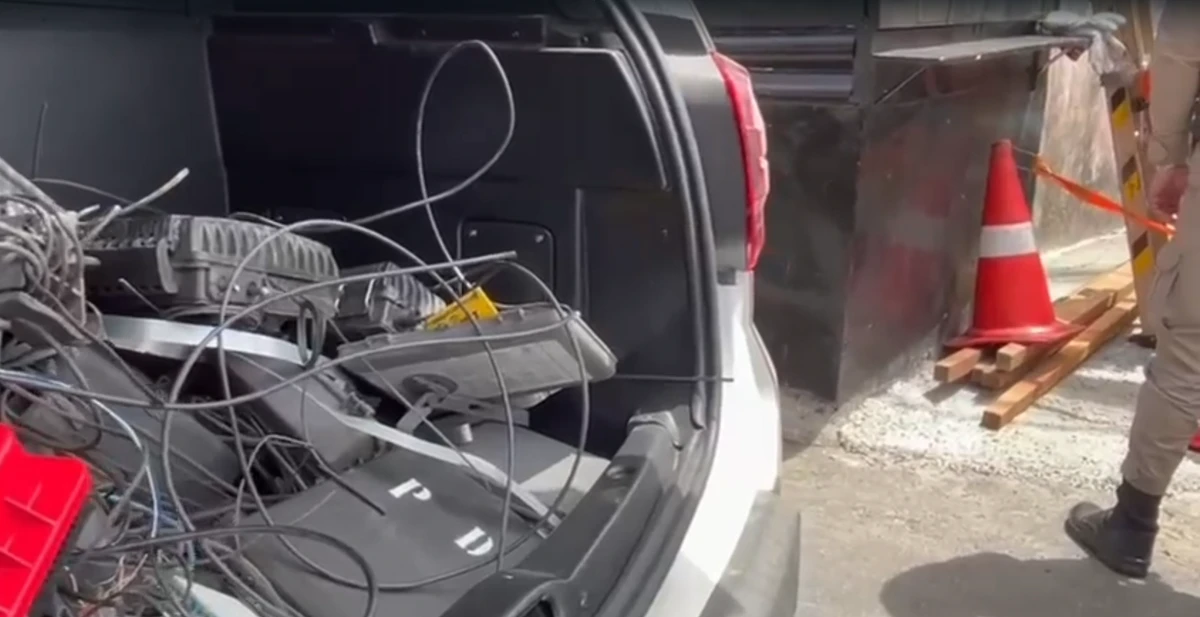 Operação combateu internet e videomonitoramento ilegais por Vitor Barreto/SSP