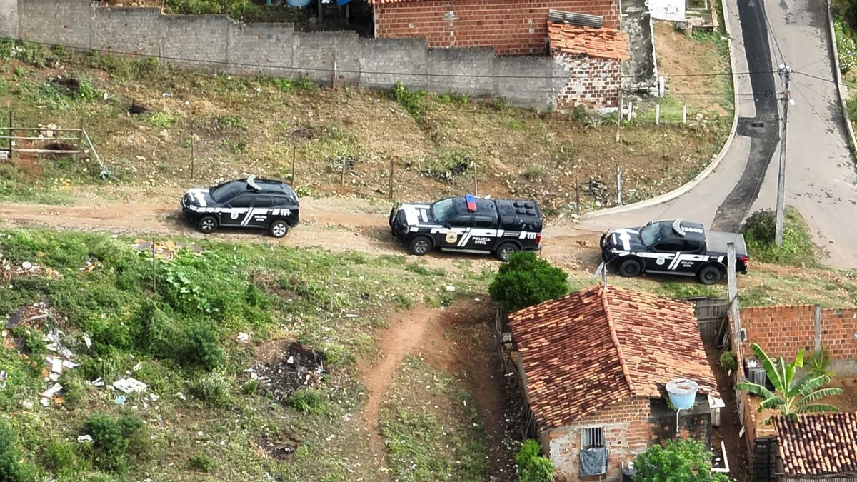 Polícia realiza operaçaõ em Jequié