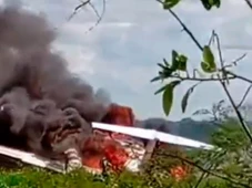 Imagem - Avião com deputado federal e vereador tem pane elétrica e pega fogo em Rondônia