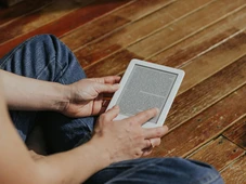 Imagem - Suspense, dark romance e autores nacionais: veja os 10 ebooks mais vendidos de 2025