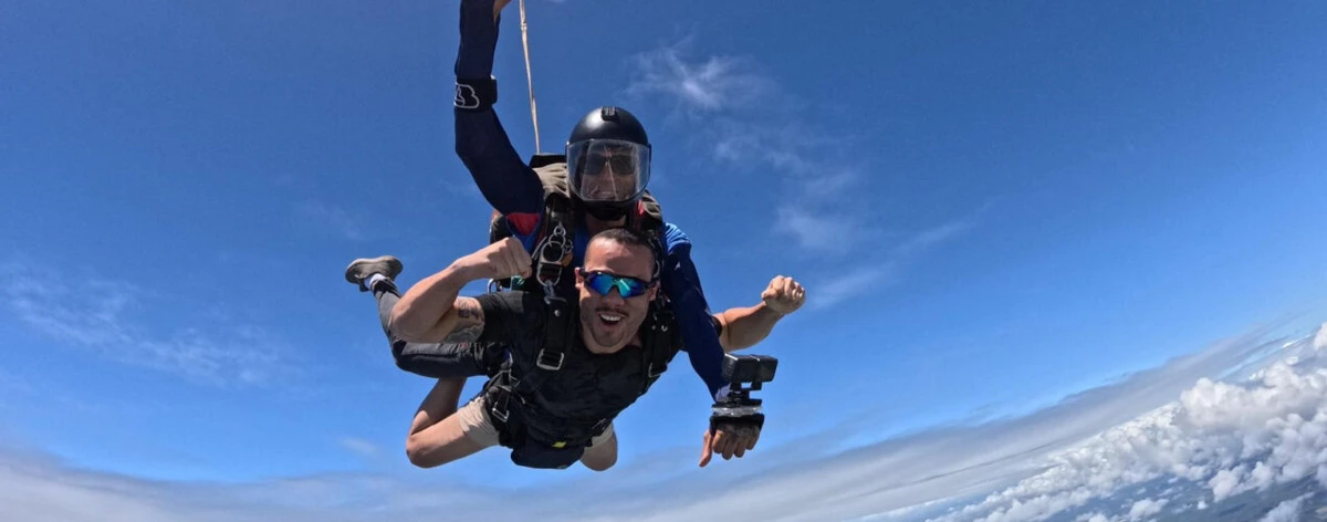 Paraquedismo em Salvador