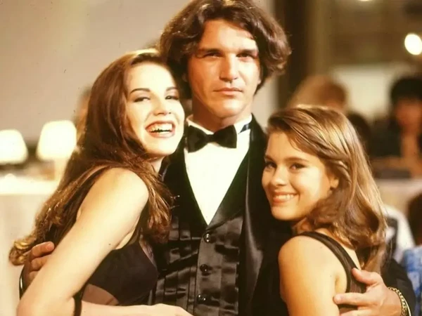 Rômulo Arantes com Luana Piovani e Carolina Dieckmann por Reprodução