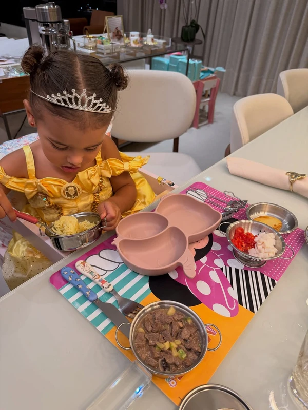 Bruna Biancardi e Neymar são pais de Mel e Mavie por Reprodução/Instagram