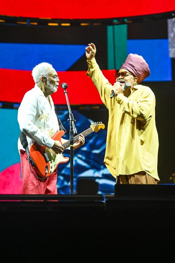 Gilberto Gil e Carlinhos Brown por Elias Dantas/Alô Alô Bahia
