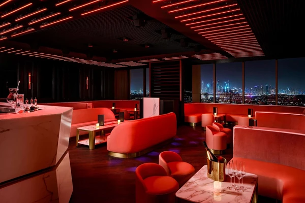 Jogador curte férias em hotel mais caro do mundo; diária da suíte principal custa R$ 554 mil por Reprodução