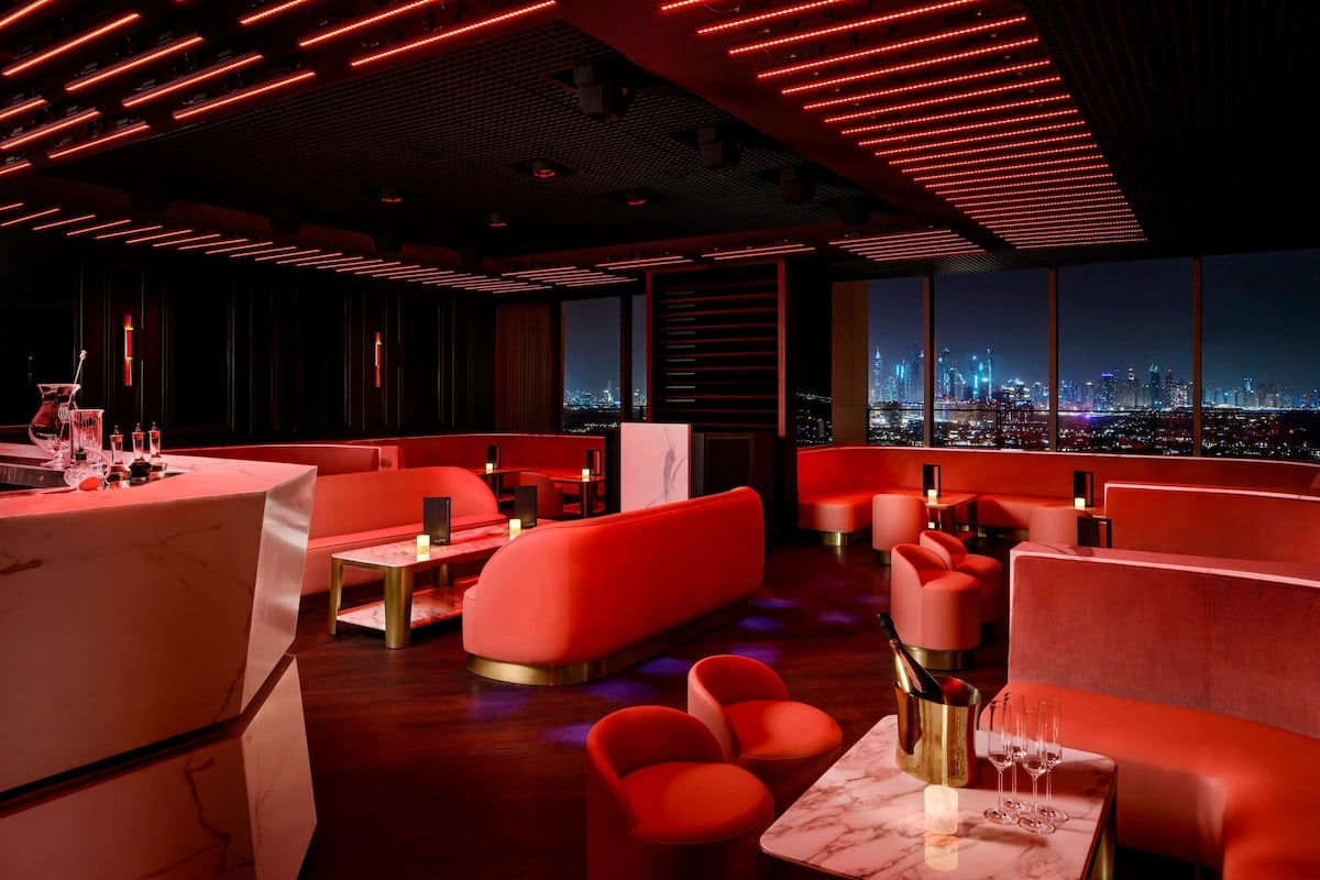 Jogador curte férias em hotel mais caro do mundo; diária da suíte principal custa R$ 554 mil por Reprodução