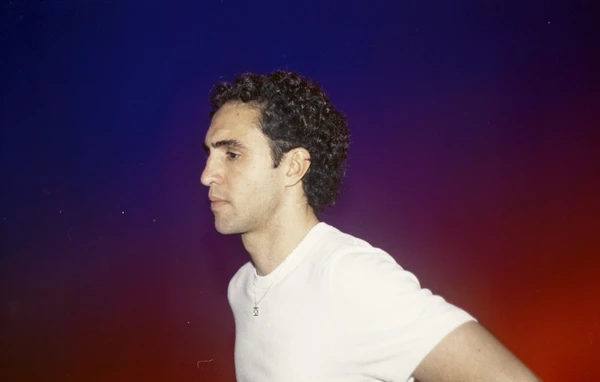 Zeca Veloso por Elisa Maciel/Reprodução/Instagram