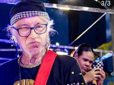 Imagem - ‘Ele chora por não conseguir mais tocar’, diz esposa de herdeiro do trio elétrico com doença degenerativa