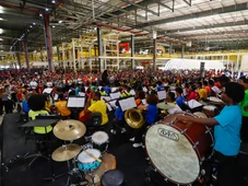 Imagem - Pela primeira vez, Orquestra Neojiba se apresenta em uma fábrica na Bahia