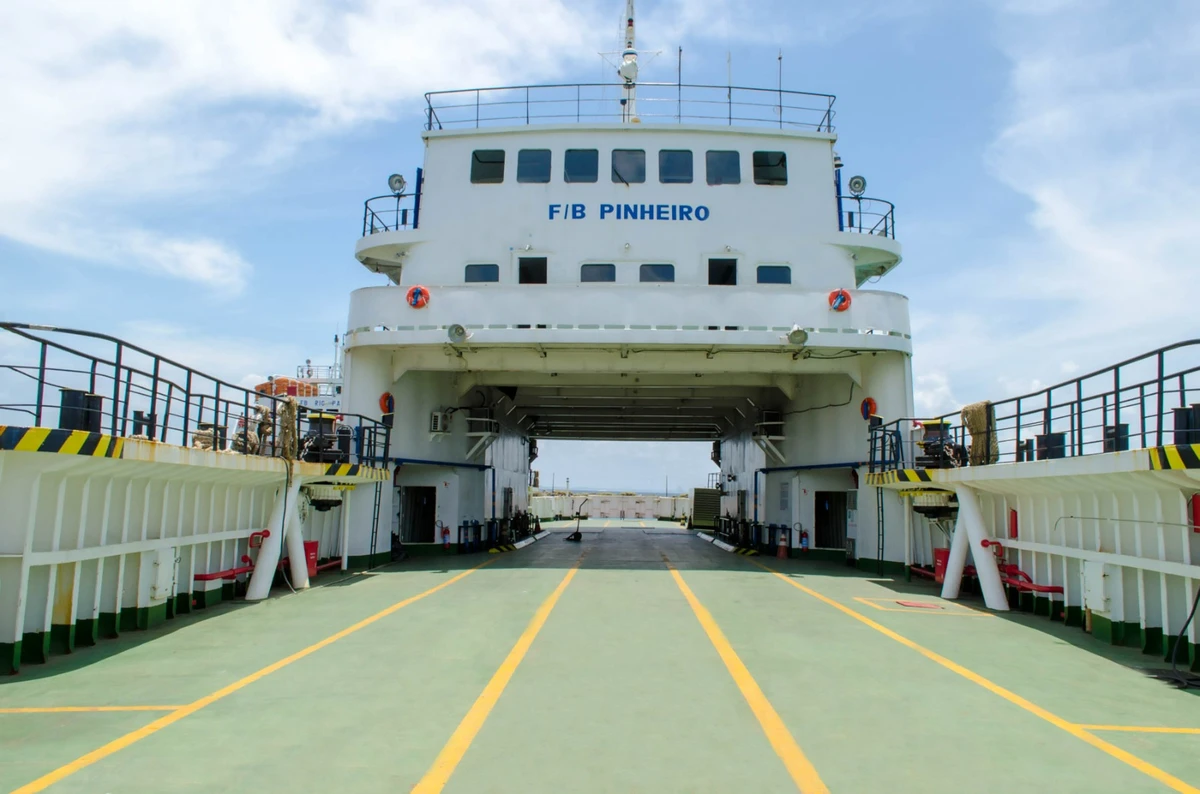 Ferry-boat