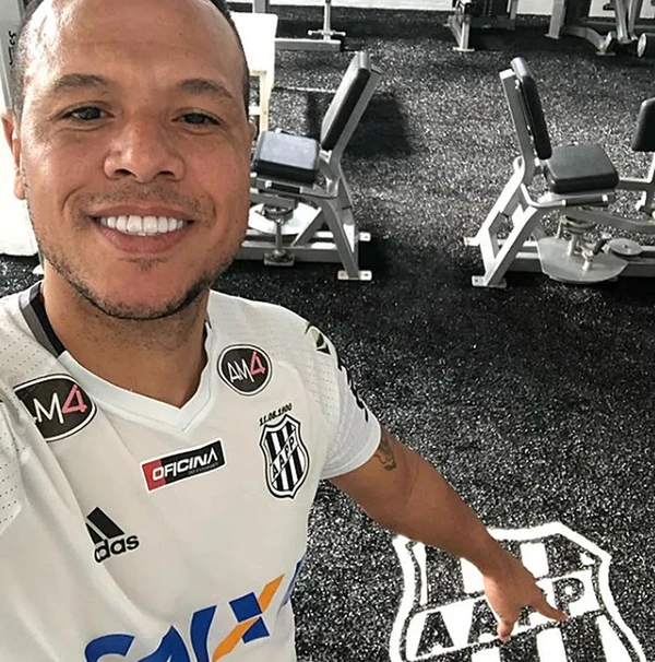 Luis Fabiano por Reprodução