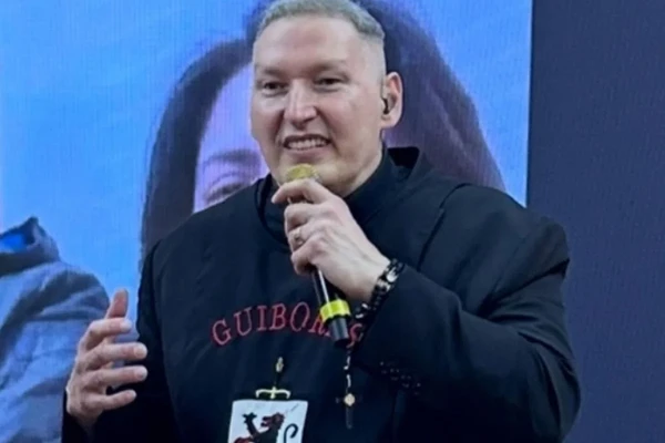 Padre Marcelo Rossi por Reprodução