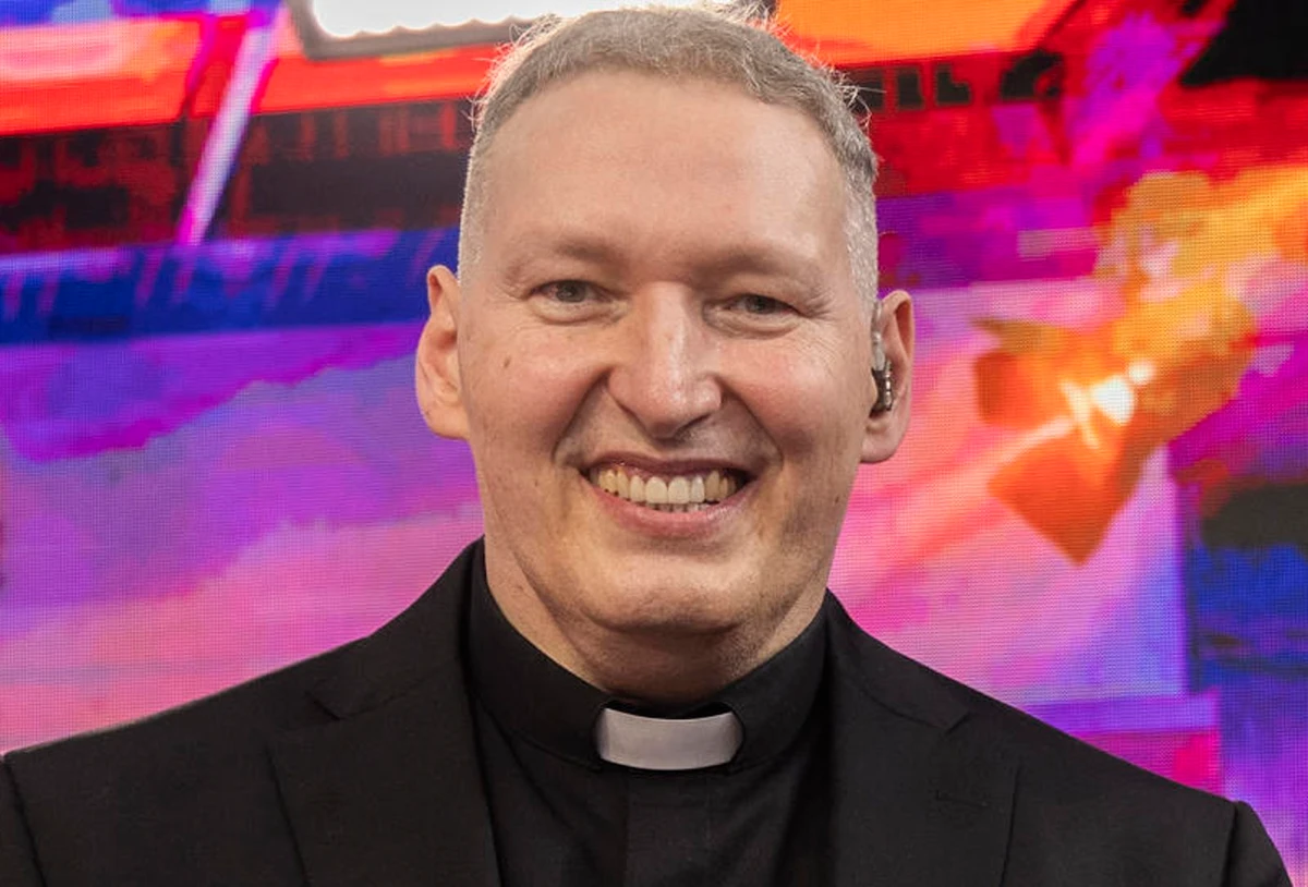 Padre Marcelo Rossi por Reprodução
