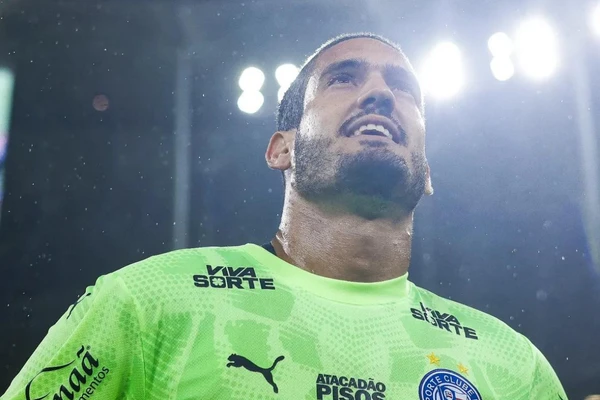 Ronaldo foi comprado pelo Bahia junto ao Atlético-GO