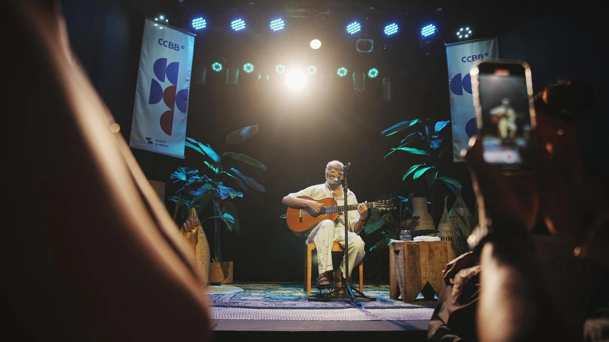 Show de Gilberto Gil em prol da campanha Fica Gamboa