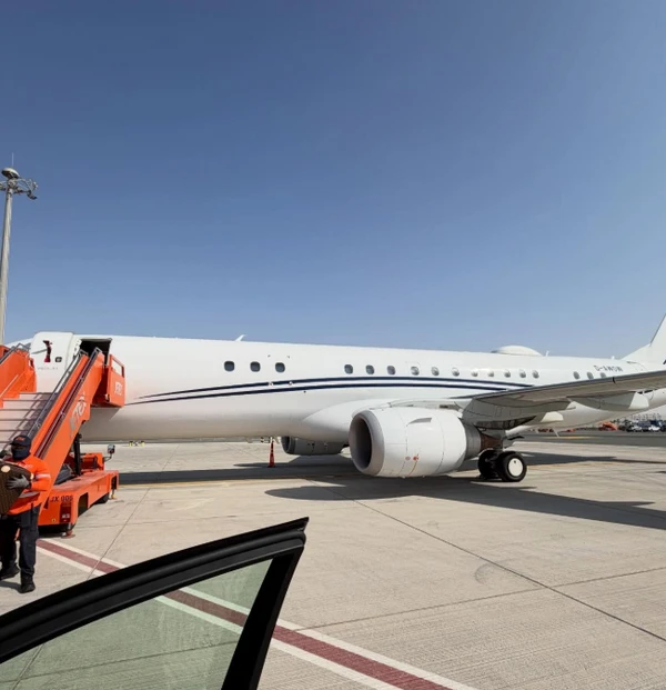 Vini Jr. e Virginia Fonseca embarcam para Dubai por Reprodução / Instagram