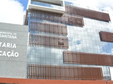 Imagem - Prefeitura de Feira Santana abre concurso público com mil vagas e salários de R$ 5,5 mil