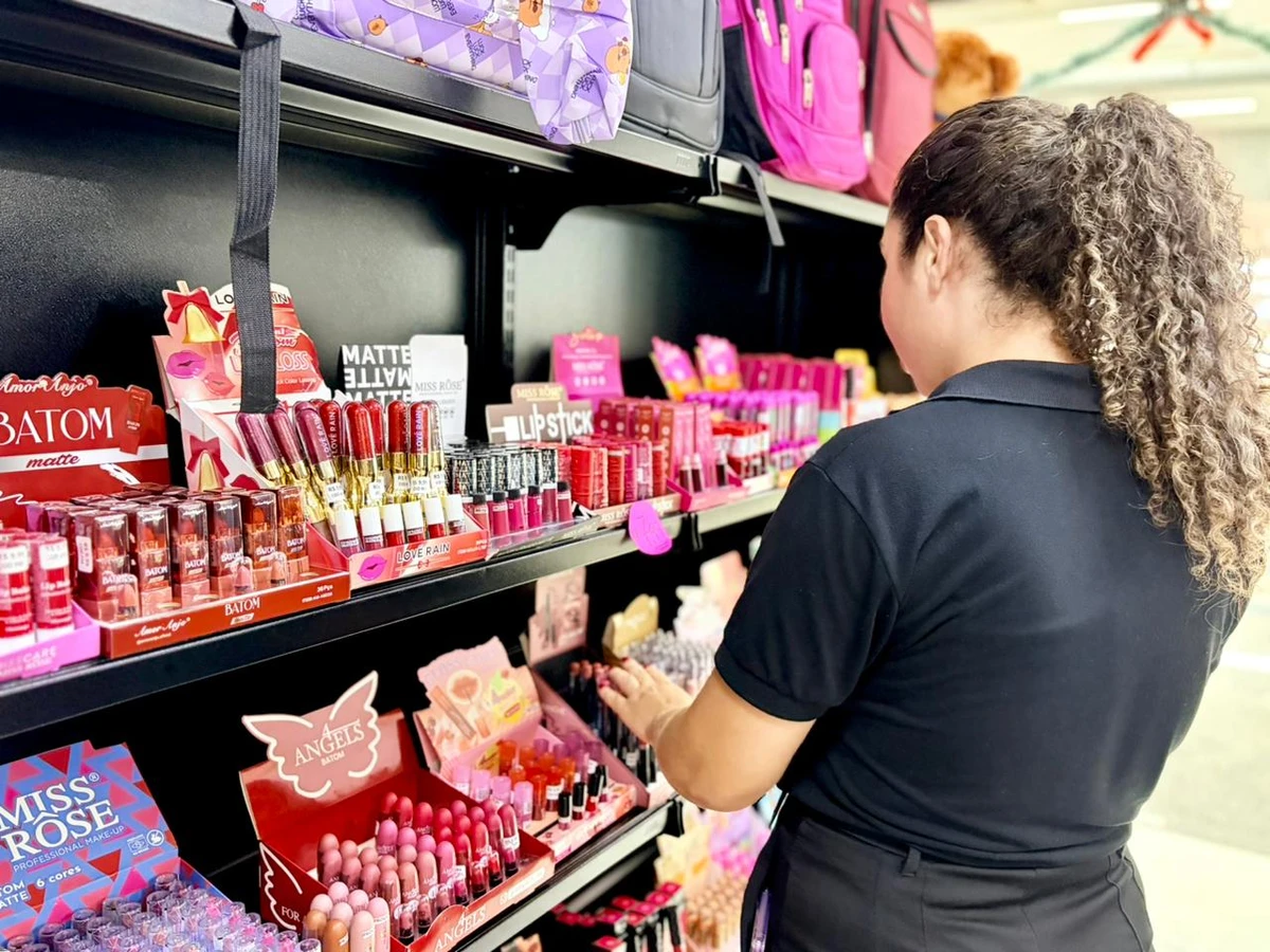 Achadinhos de maquiagem e cosméticos no Metrô Bahia