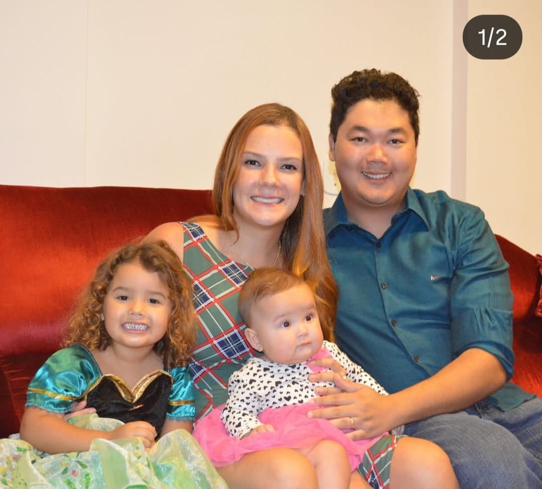 Médico morre afogado ao tentar salvar filhas no mar por Reprodução