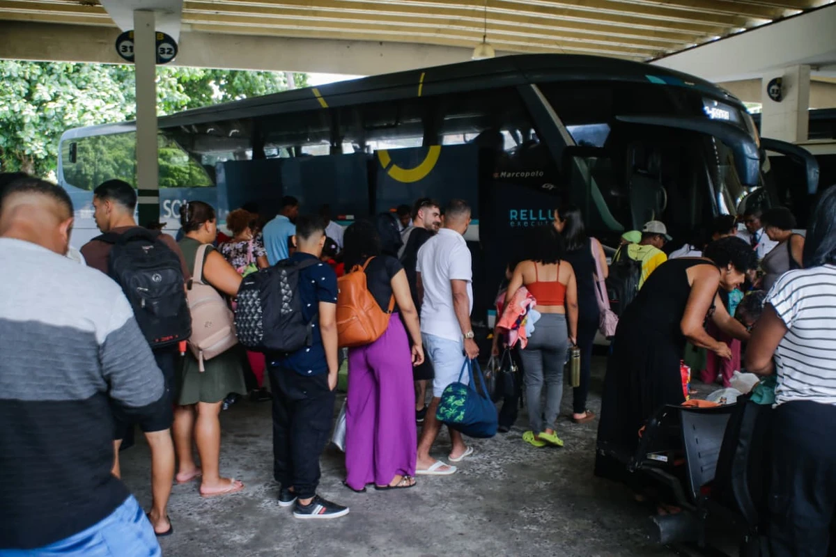 Movimento no Terminal Rodoviário de Salvador no dia 23 de dezembro por Arisson Marinho/CORREIO