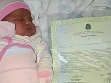 Imagem - Pai registra filha com nome diferente do combinado e mãe entra em desespero: 'Quase desmaiei'