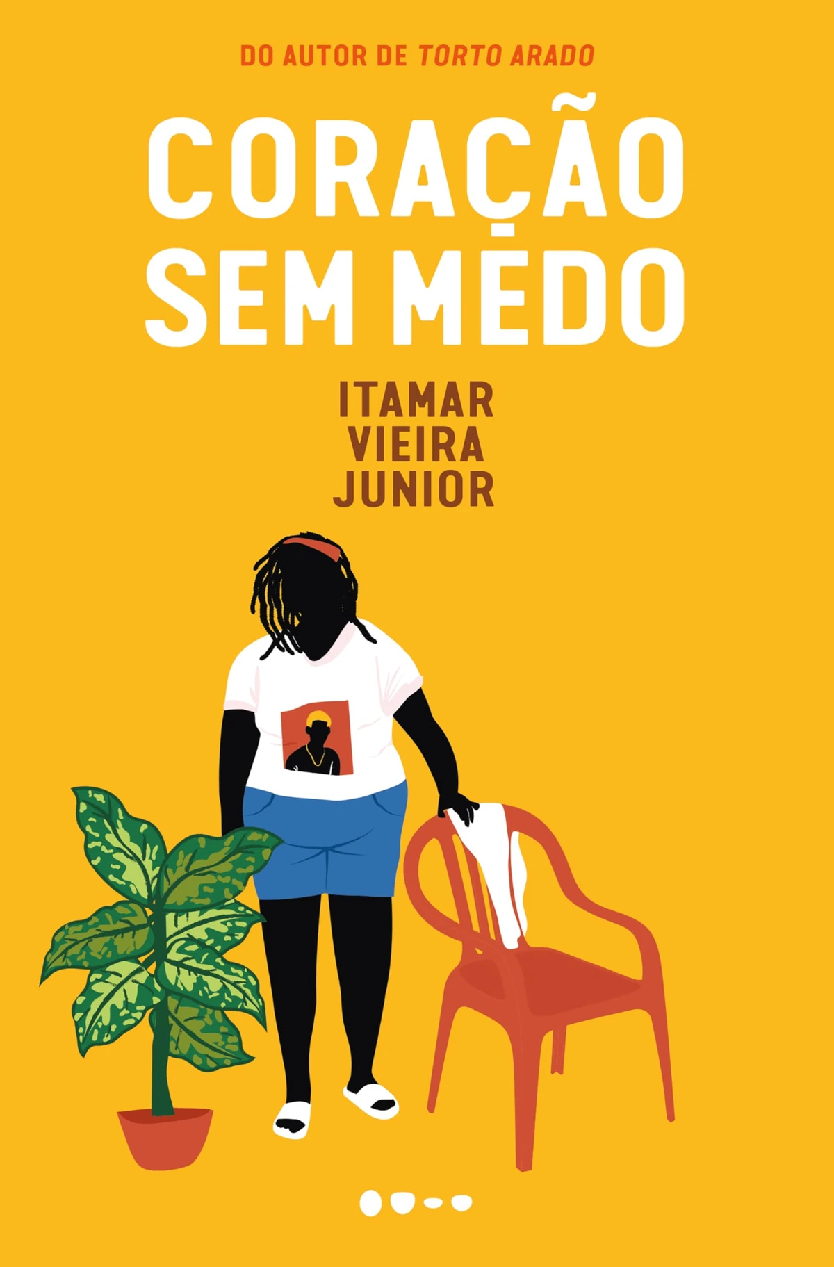 Ficção literária brasileira: Coração sem medo, de Itamar Vieira Junior (Todavia). Salvador, Bahia. Rita Preta, uma operadora de caixa de supermercado e mãe de três filhos, vê sua vida ser transformada quando um deles – um adolescente - some sem deixar rastro na comunidade onde reside na capital baiana. por Reprodução