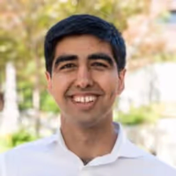 Surya Midha: 22 anos
Fortuna: US$ 2,2 bilhões
Origem da riqueza: Inteligência artificial
Cofundador da Mercor, startup de recrutamento com uso de IA avaliada em US$ 10 bilhões. por Reprodução